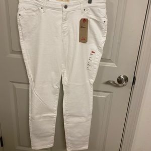 Women’s White Levi Jeans size 16W